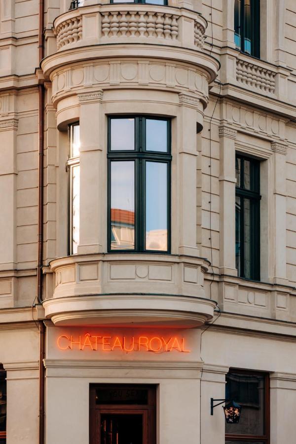 Boutique Hotel Chateau Royal Berlijn Buitenkant foto A bay window