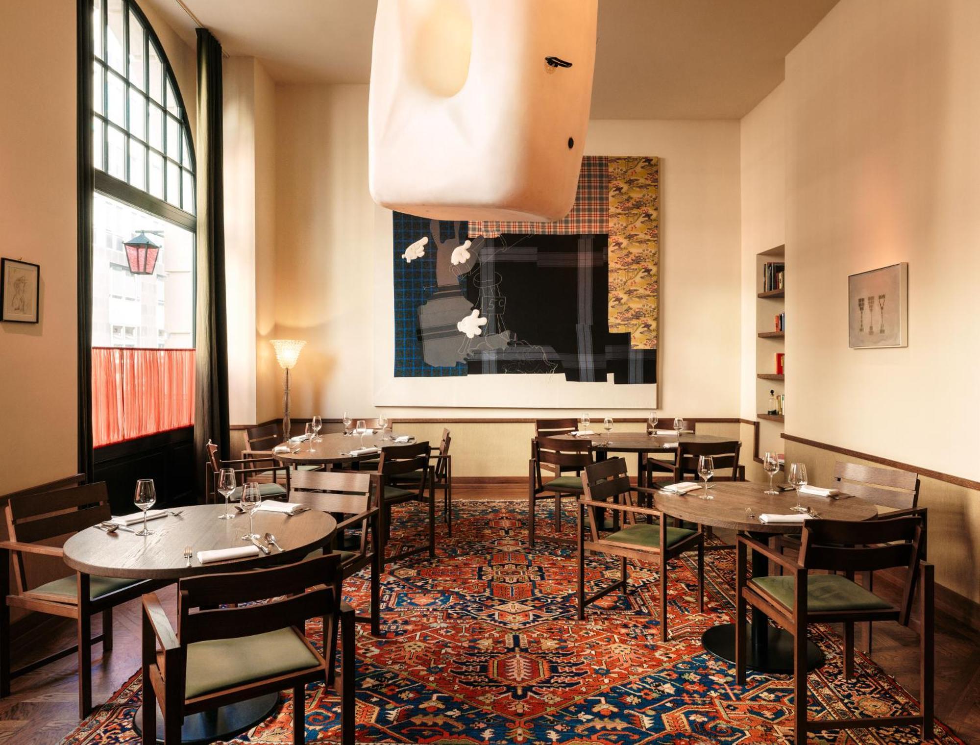 Boutique Hotel Chateau Royal Berlijn Buitenkant foto Restaurant L'Enclume